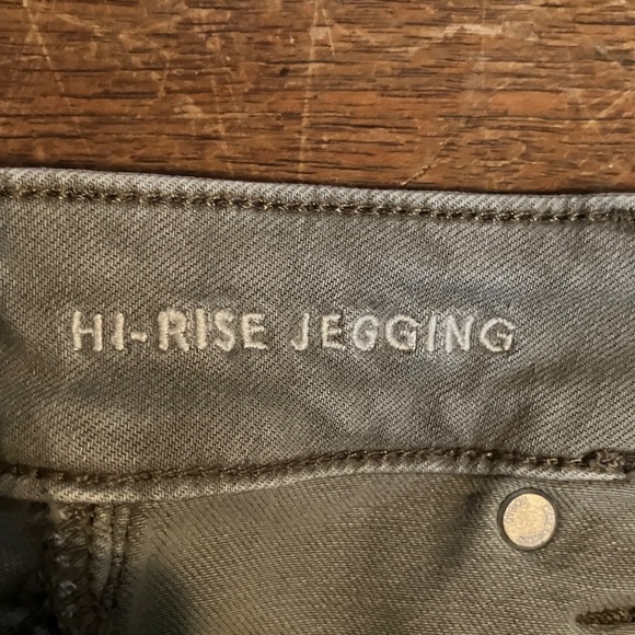 American Eagle O Nxt Level Stretch HR Skinny Utility Jeans Army Green, Size 4 - Picture 9 of 11